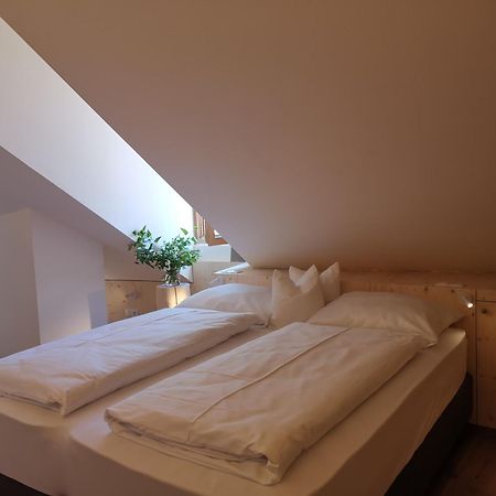 Ansitz Grustdorf Apartment Appiano Sulla Strada Del Vino Luaran gambar
