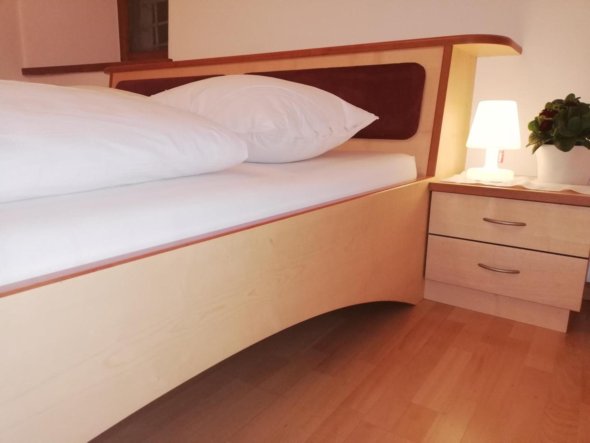 Ansitz Grustdorf Apartment Appiano Sulla Strada Del Vino Luaran gambar