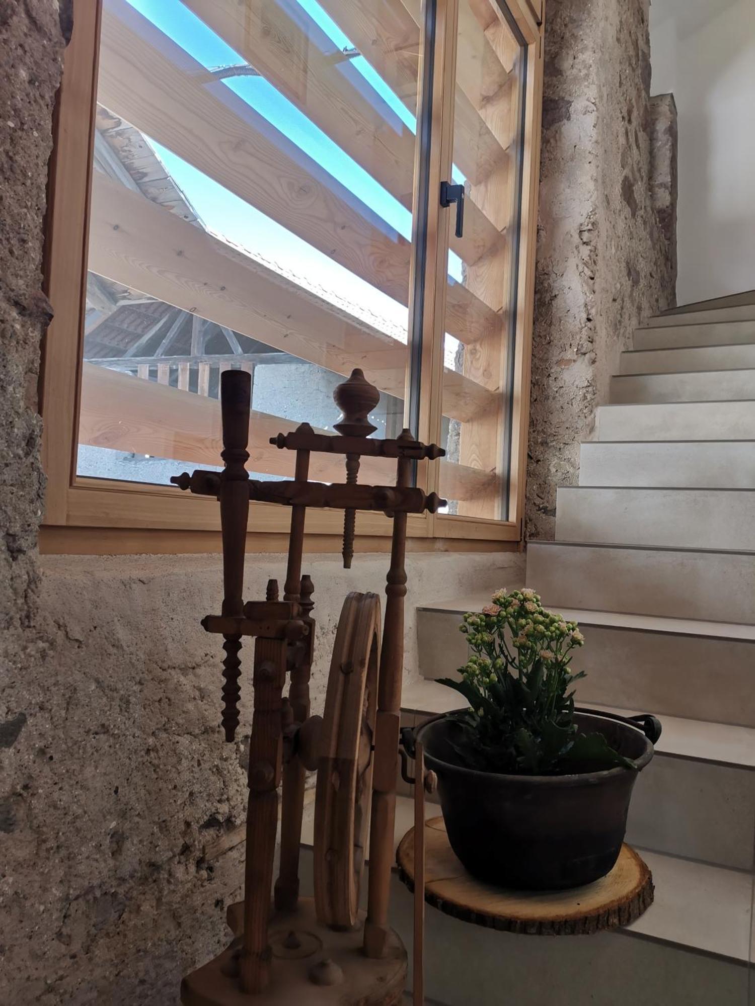 Ansitz Grustdorf Apartment Appiano Sulla Strada Del Vino Luaran gambar