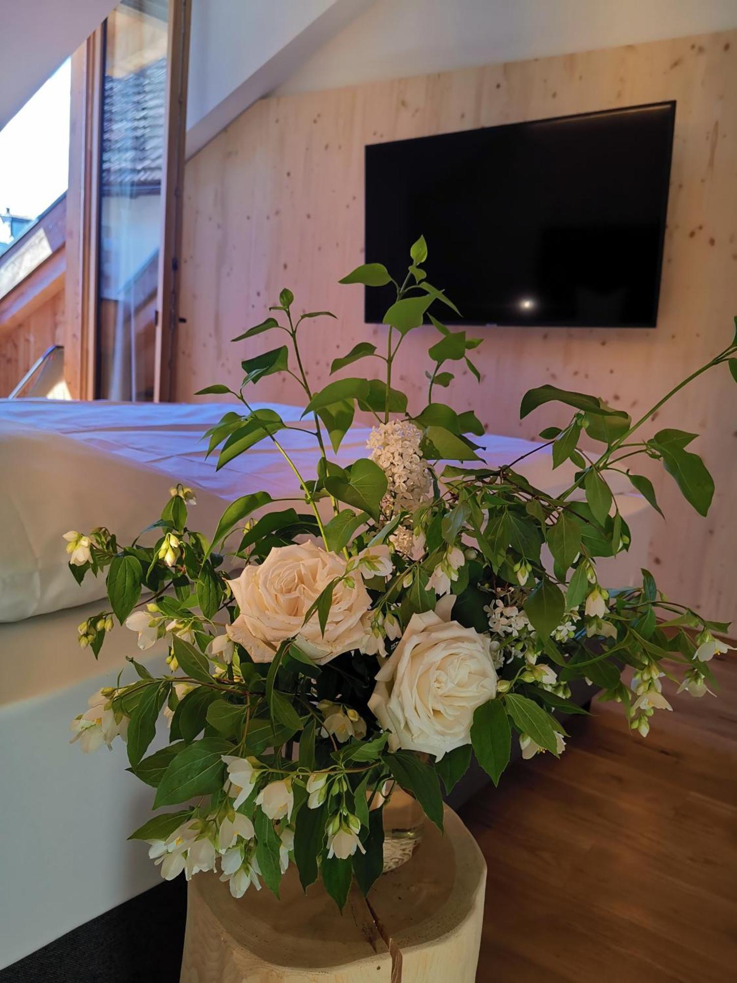 Ansitz Grustdorf Apartment Appiano Sulla Strada Del Vino Luaran gambar