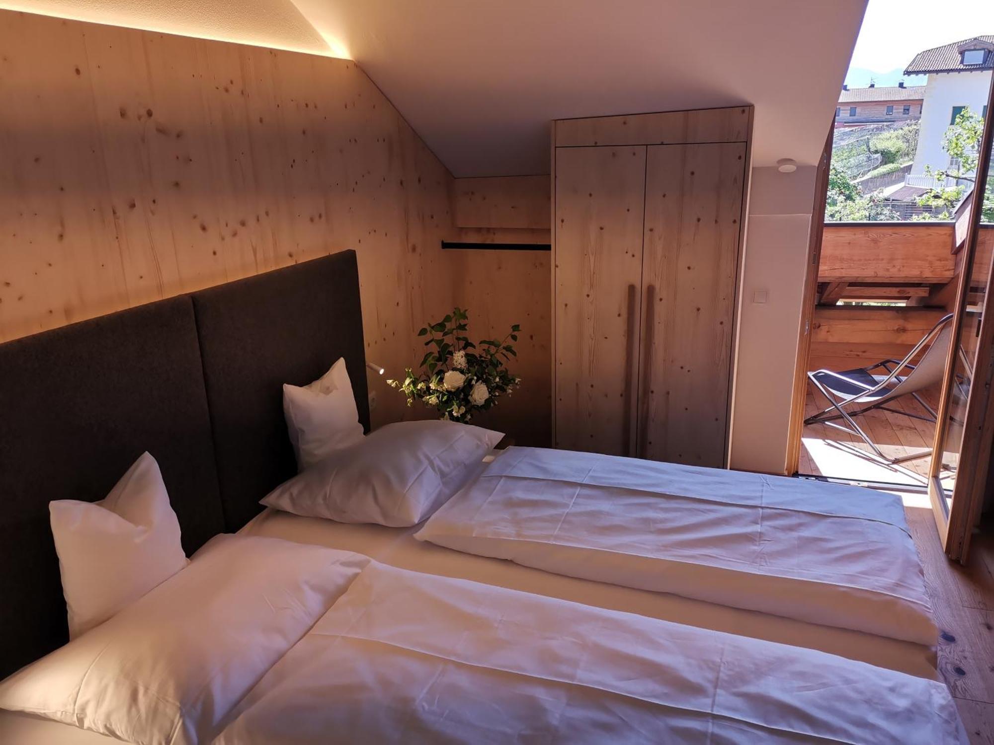 Ansitz Grustdorf Apartment Appiano Sulla Strada Del Vino Luaran gambar